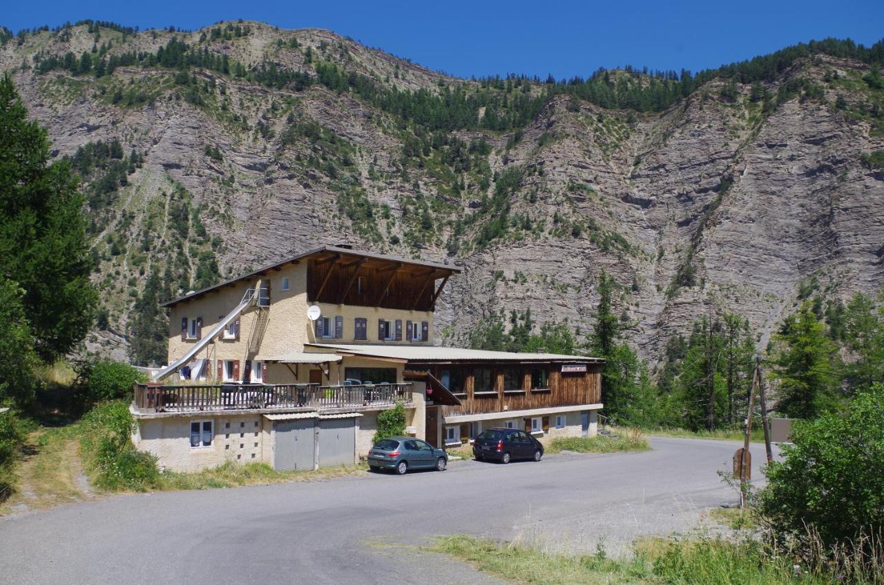 Gite D'Etape Le Belvedere De Sainte-Anne La Condamine-Chatelard Exterior photo